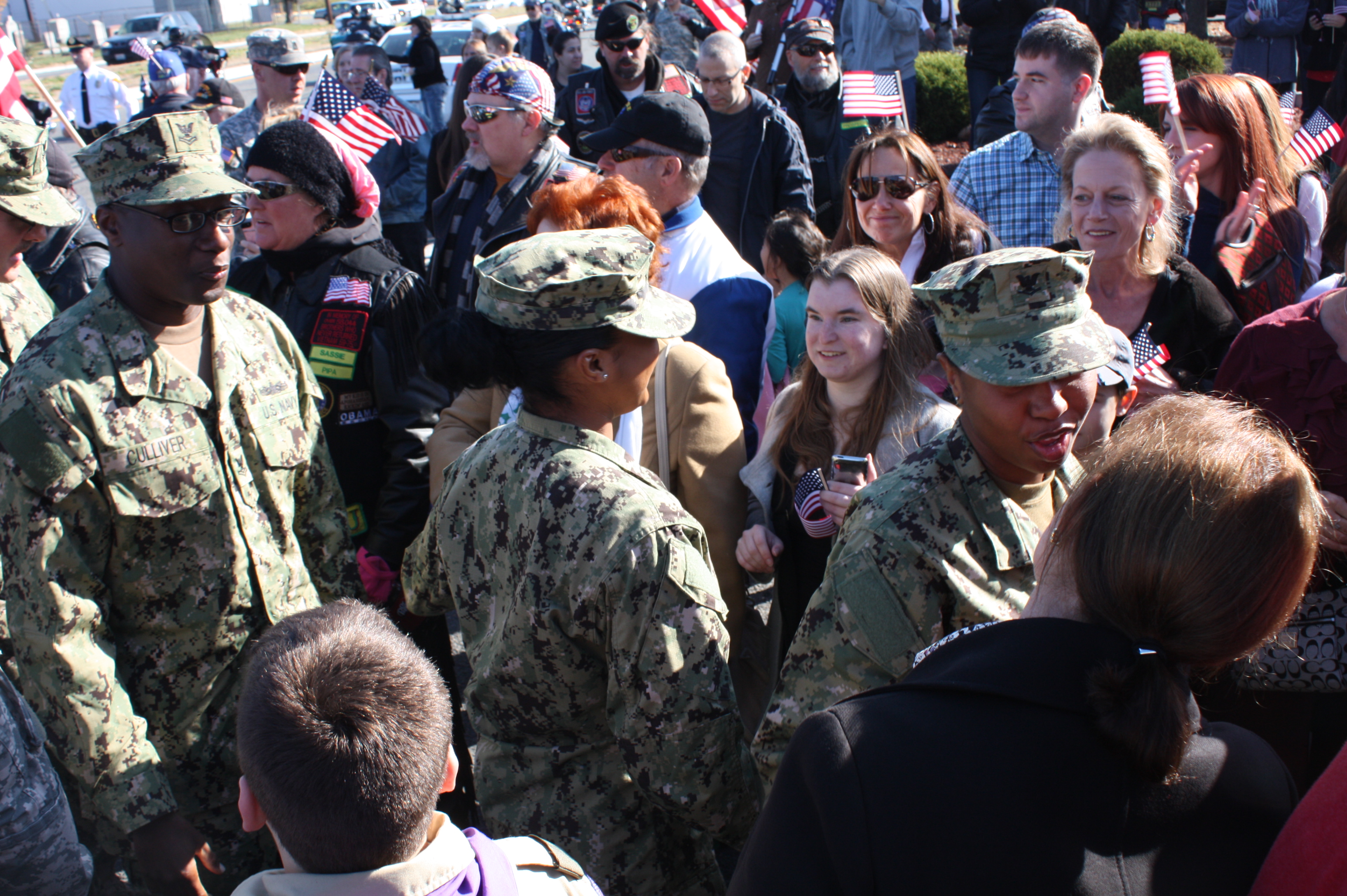 Troops Thanksgiving 11